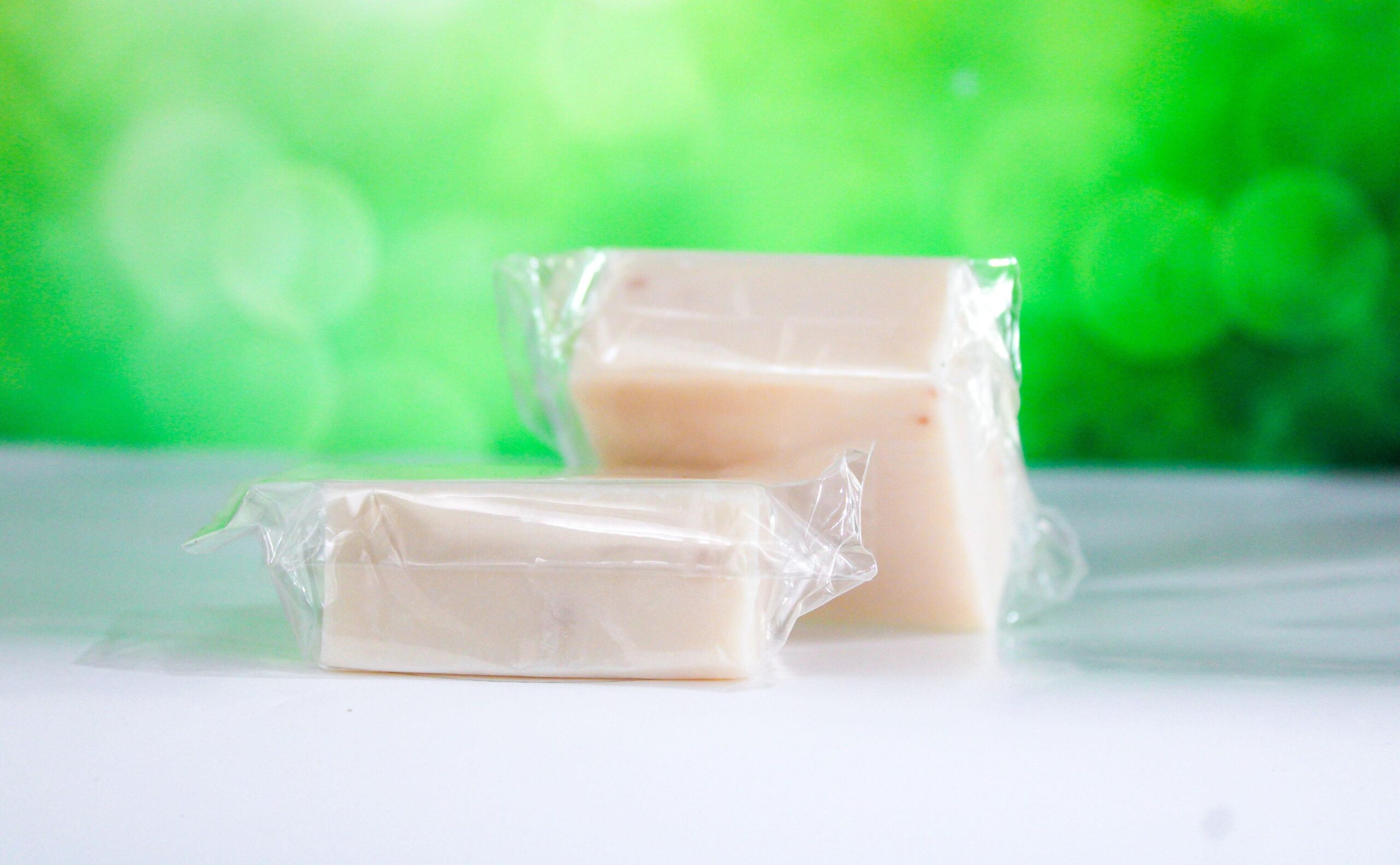 SAVON VISAGE CLARIFIANT A BASE DE LAIT 70g